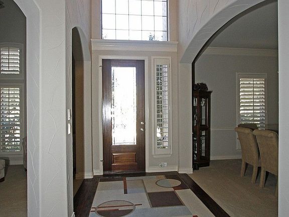2nd image of 2224 Stanmore Ln