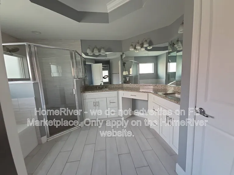 1242 SW Medina Ave — Photo 4