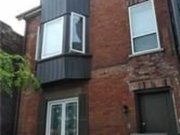 2011 Dundas St W #1, Toronto, ON M6R 1W7