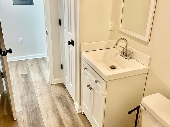 3rd image of 704 Orion Ave APT B