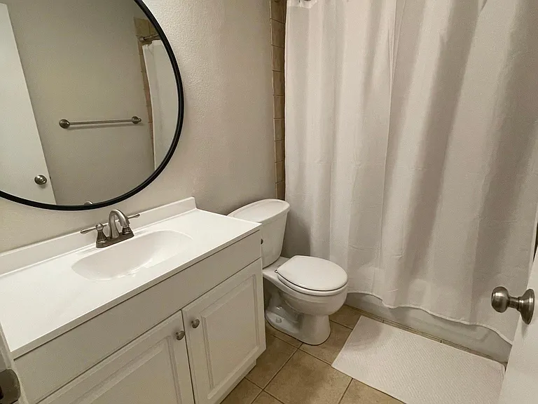 1829 NE 25th Ave — Photo 13