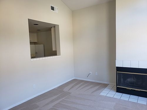 5th image of 163 Stoneridge Ln