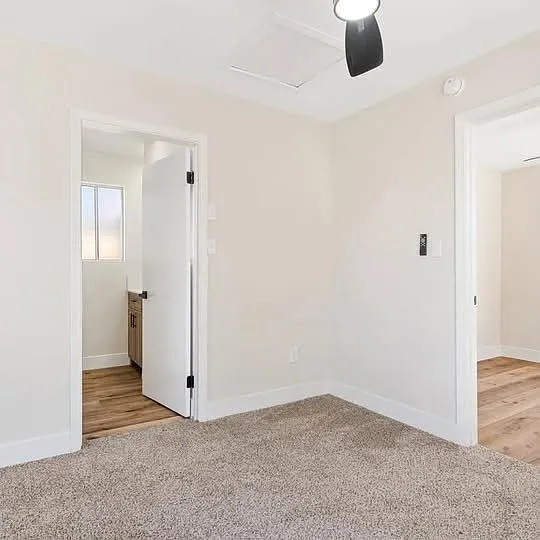 702 Wilson Ave #B — Photo 3