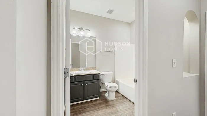 148 Highview Cv — Photo 22