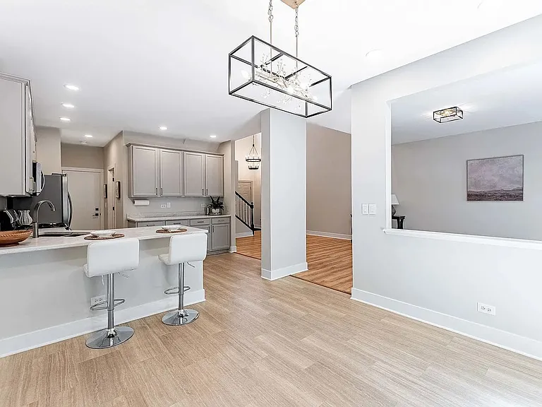 307 Abington Woods Dr — Photo 16
