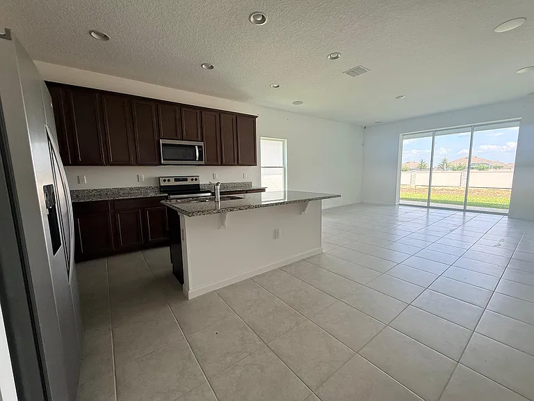 1325 Tupelo Trl — Photo 5