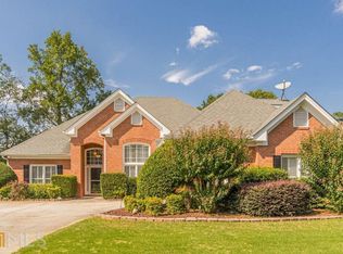 1435 Home Place Dr, Lawrenceville, GA 30043