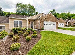 3386 Laurel Cir, Roanoke, VA 24018