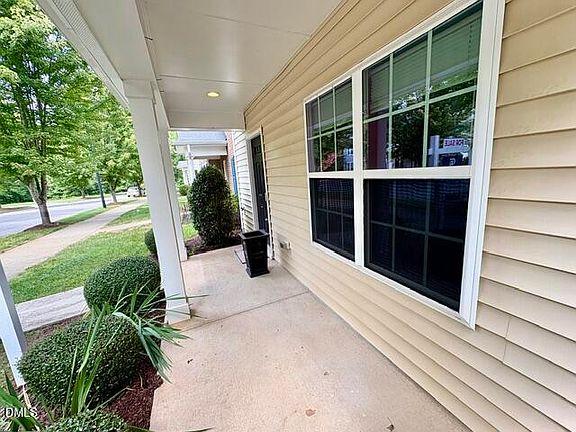 5th image of 939 Ileagnes Rd