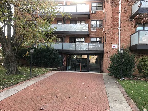 2nd image of 315 Atlantic Ave APT 2L