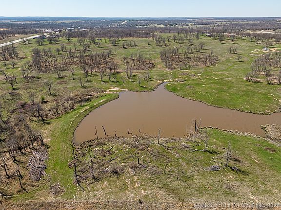 3rd image of 10815 S Highway 48