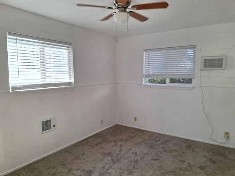 1115 Franklin Ct #1/2 — Photo 2