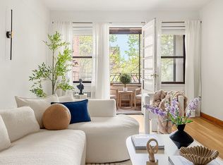 100 Ocean Pkwy APT 3S, Brooklyn, NY 11218