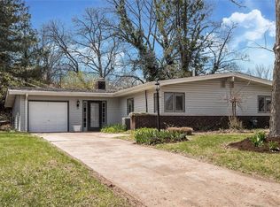 30 Graeler Dr, Saint Louis, MO