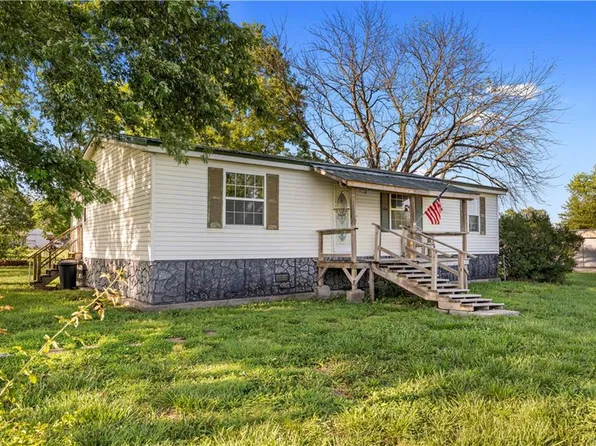 213 W Marvin Ave, Walker, MO 64790