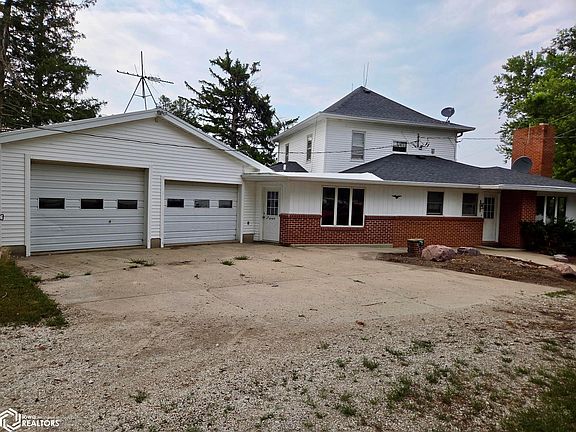 2nd image of 2756 190th St