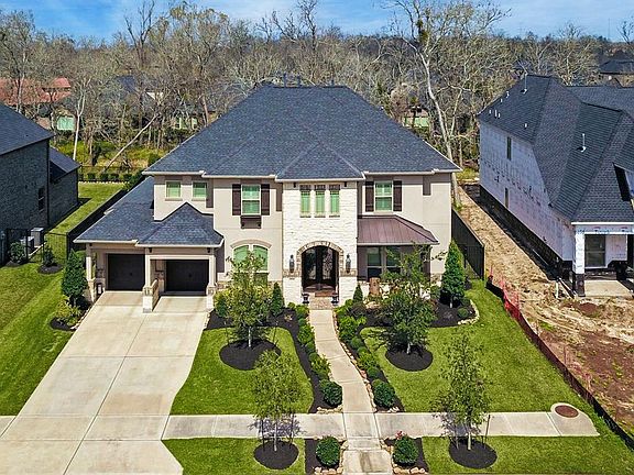 Welcome Home to 9511 Plaza Point Drive presented by Sara Nguyen.