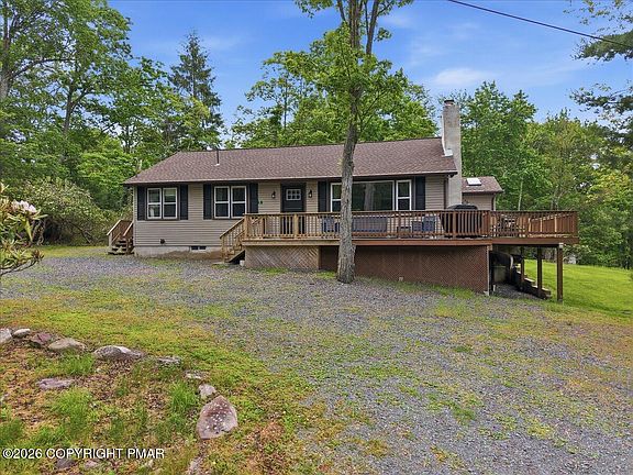 3rd image of 5 Chalet Ct