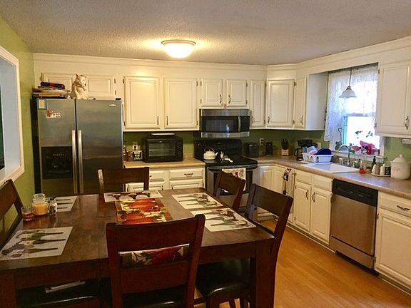 4th image of 6A Lenny Ln #6A