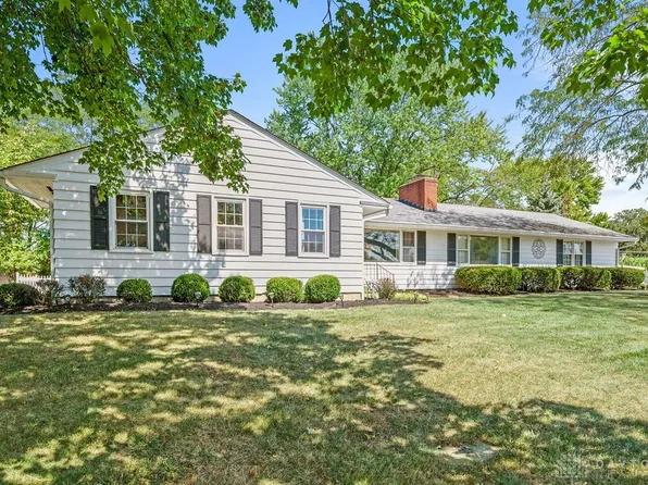 395 Ridgewood Ln, Lebanon, OH 45036
