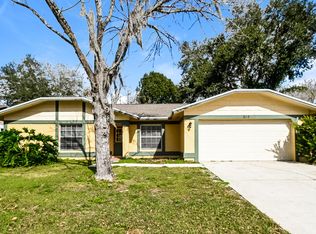 510 Oak Creek Dr, Brandon, FL 33511