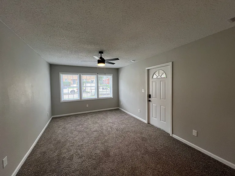 1160 Mount Vernon Rd — Photo 8