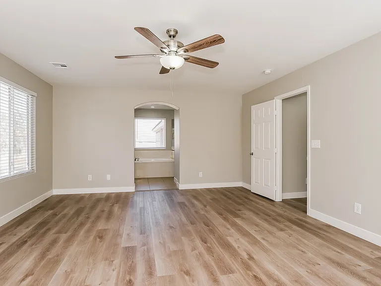 9021 Norwood Creek Rd — Photo 12