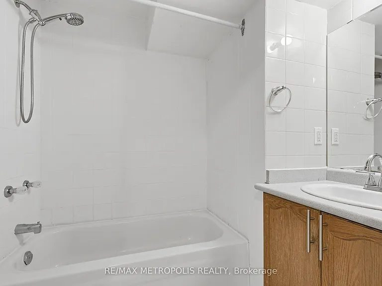 584 Strouds Ln #BASEMENT — Photo 13