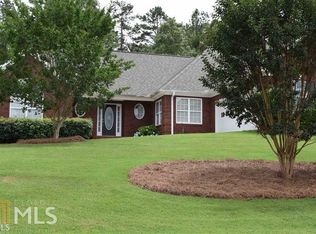 125 Clear Spring Ln, Oxford, GA 30054