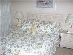 5th image of 600 Saratoga Cir APT 204