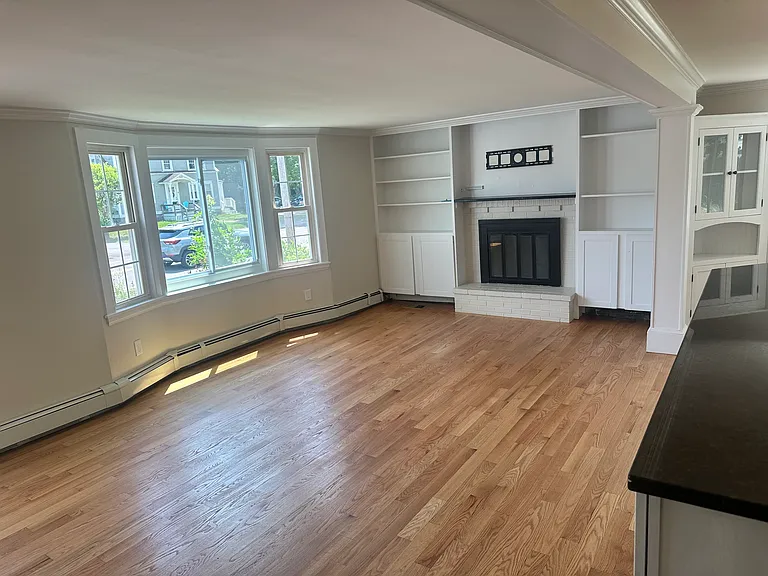 324 Elm St #A — Photo 17