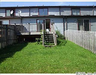 5th image of 221 Quincy Pl