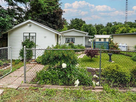 2nd image of 104 Ellisville Rd #27
