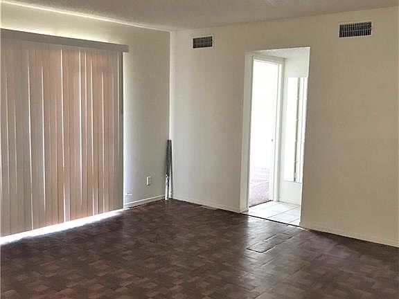 5th image of 1405 Vegas Valley Dr #302