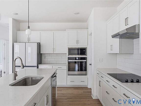 5th image of 13729 Randolph Pond Ln