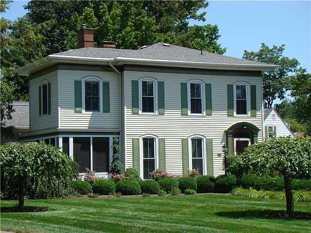 1st image of 517 E Gambier St