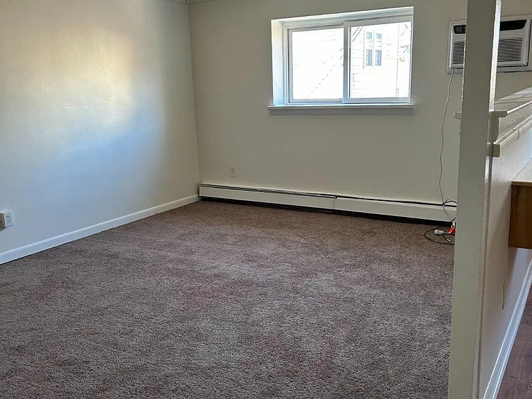 3941 James St — Photo 9