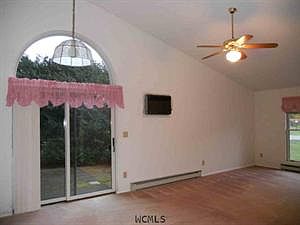 5th image of 50 Queen Mary Dr