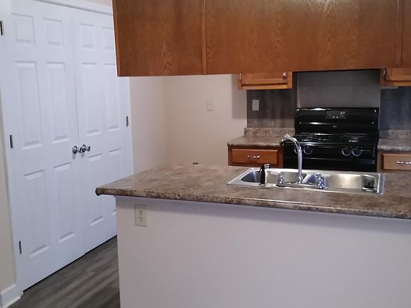 Kitchen/washroom