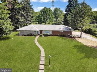 4 Brandon Rd, Lawrence Township, NJ 08648