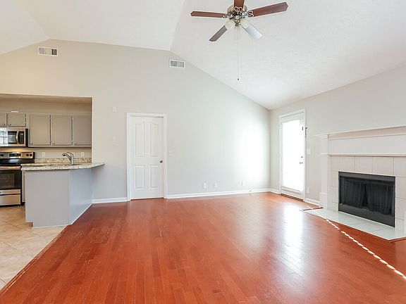 5th image of 1182 Portree Ct