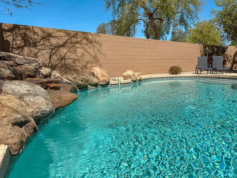 9864 W Echo Ln — Photo 3