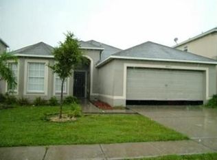 8441 Carriage Pointe Dr, Gibsonton, FL 33534