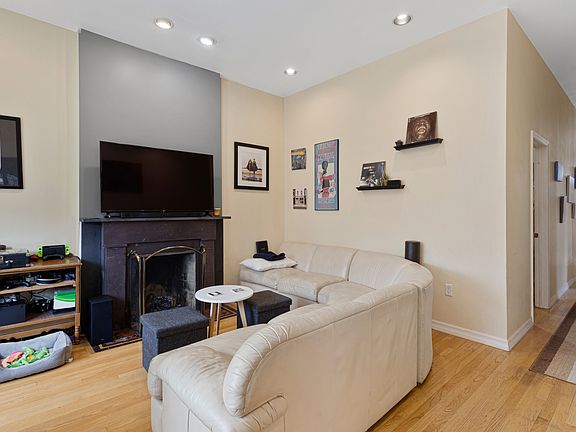 2nd image of 1839 N Halsted St #1F