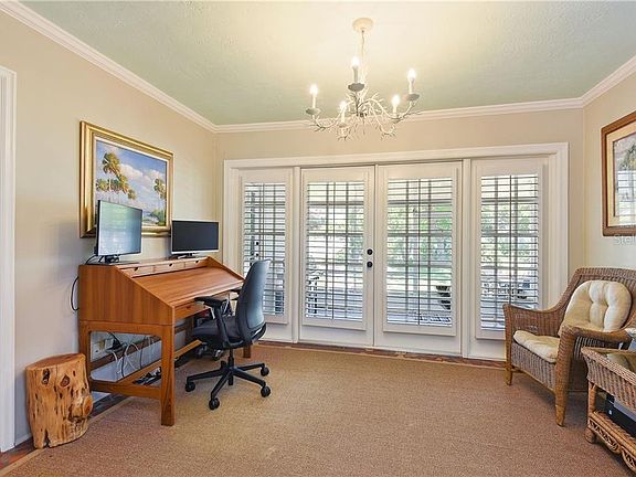 5th image of 1009 Chichester St
