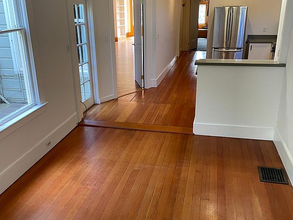 4th image of 1382 Masonic Ave APT 3