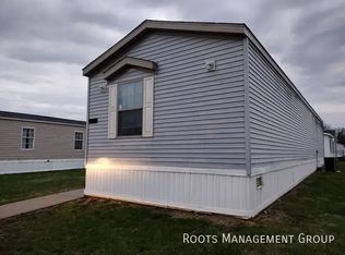 132 Pine Blf #132, Flint, MI 48504