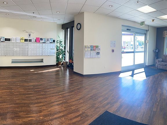 4th image of 2627 E Olympic Blvd