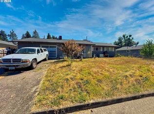 1631 Clark Ave, Cottage Grove, OR 97424