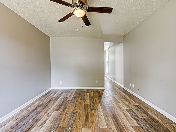 4th image of 1307 E Market St #1